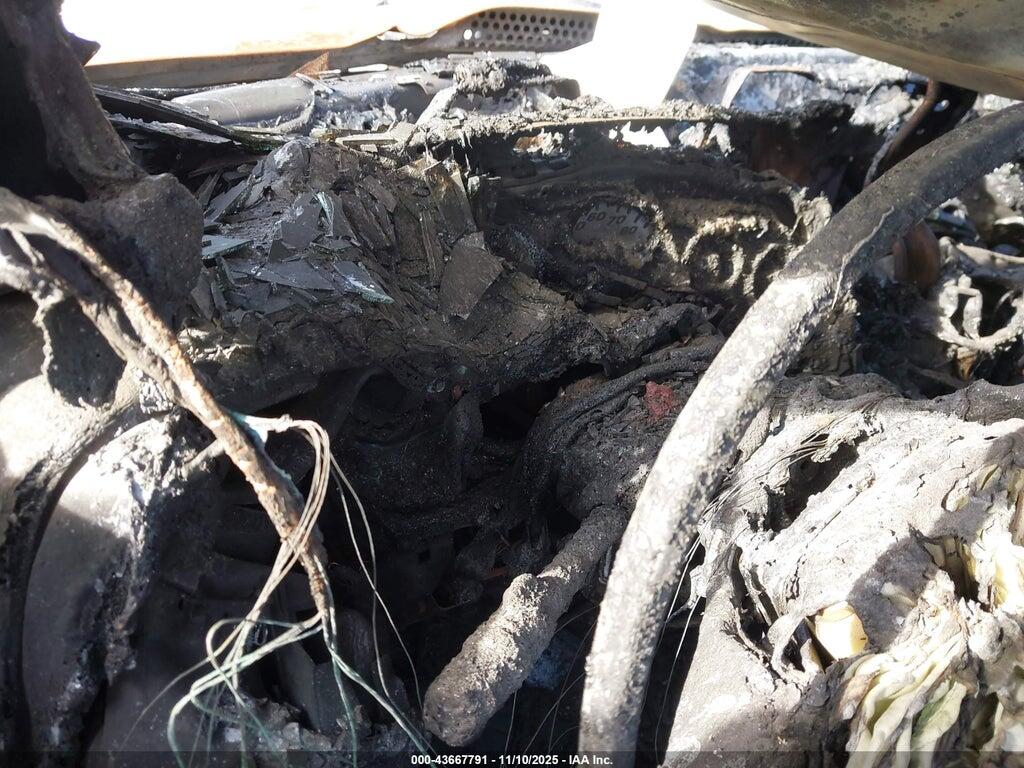 1GCEC14W3YZ258019 2000 CHEVROLET SILVERADO 1500 photo no. 7