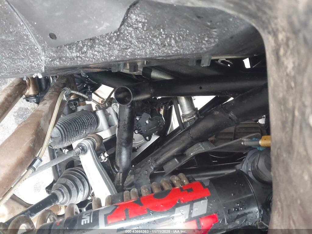 3NSR4D2K4SG071295 2025 POLARIS RZR photo no. 10