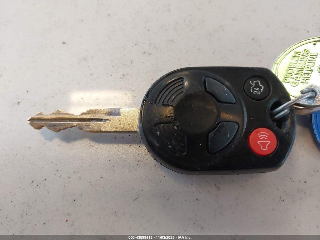 3FAHP0JG5BR325228 2011 FORD FUSION photo no. 11