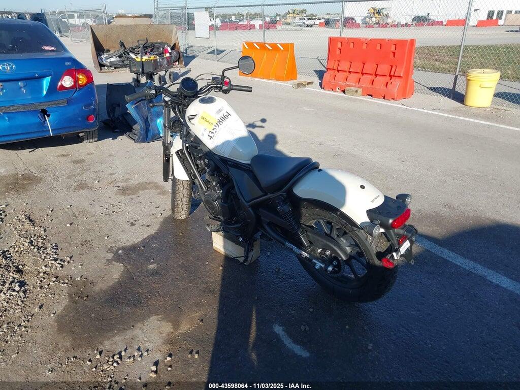 MLHPC5659S5800112 2025 HONDA CMX500 photo no. 3