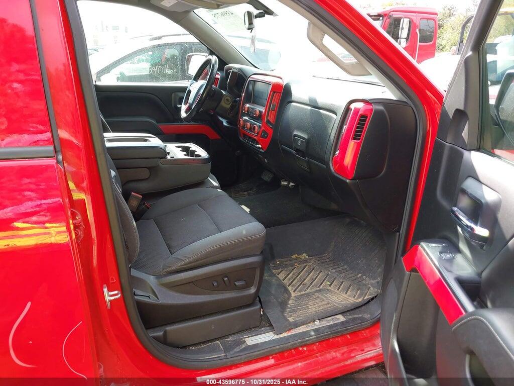 3GCUKRECXJG424351 2018 CHEVROLET SILVERADO 1500 photo no. 5