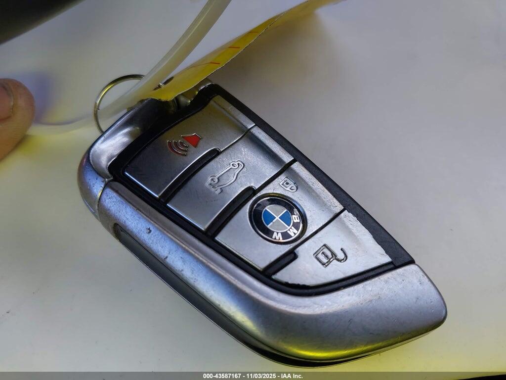 WBAJB1C59JG624221 2018 BMW 530E photo no. 11
