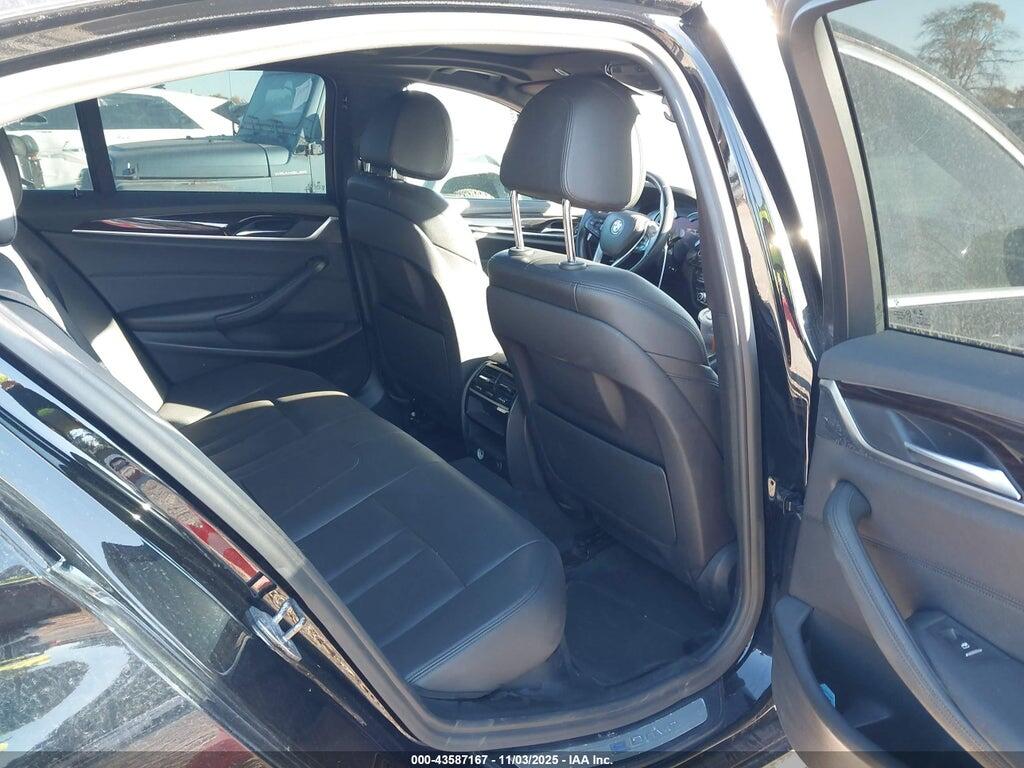 WBAJB1C59JG624221 2018 BMW 530E photo no. 8