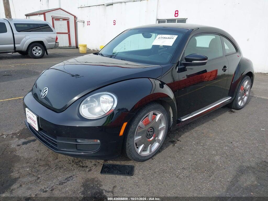 3VWJP7AT4CM654435 2012 VOLKSWAGEN BEETLE photo no. 2