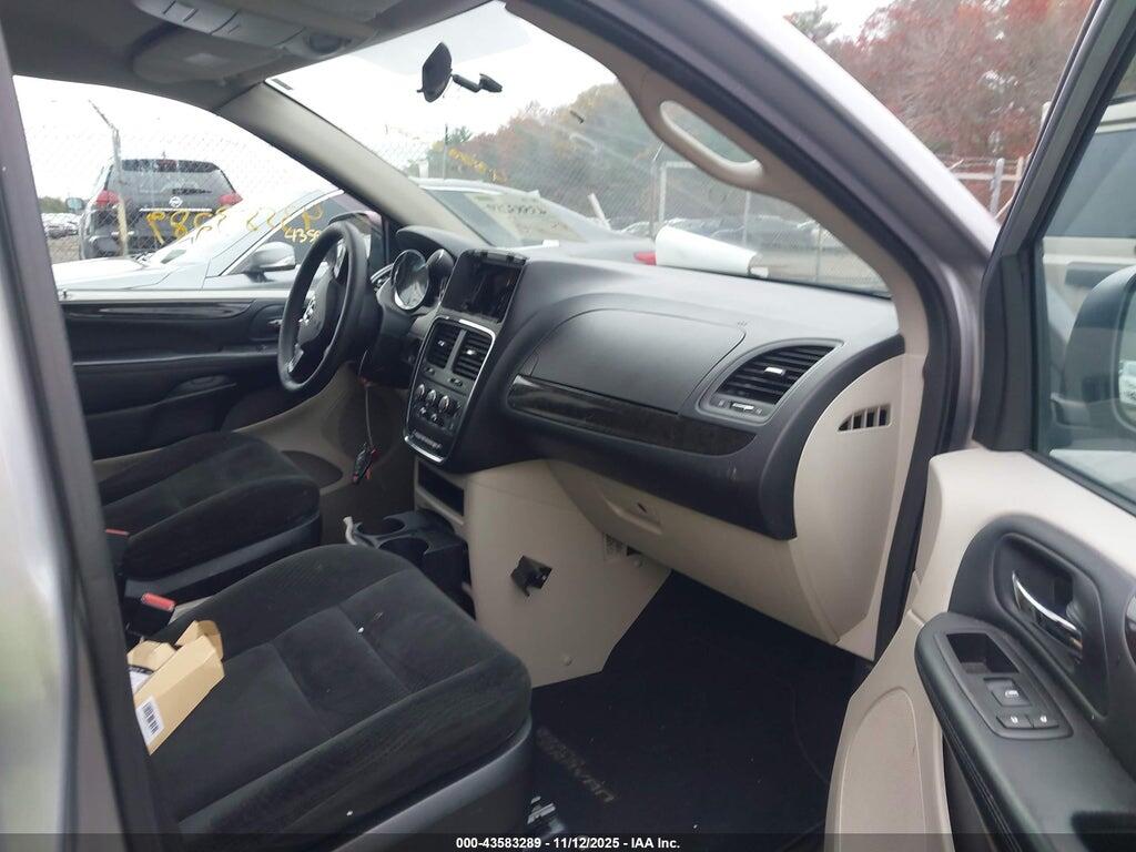 2C4RDGBG1GR211772 2016 DODGE GRAND CARAVAN photo no. 5
