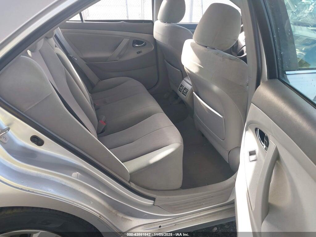 4T1BB3EK4BU137349 2011 TOYOTA CAMRY HYBRID photo no. 8