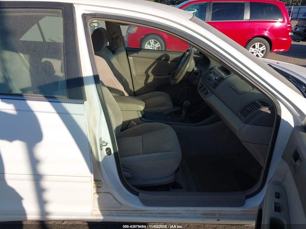 4T1BE32K63U211996 2003 TOYOTA CAMRY photo no. 5