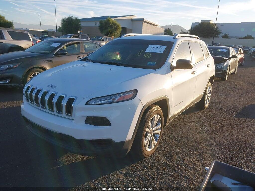 1C4PJLAB4FW632695 2015 JEEP CHEROKEE photo no. 2