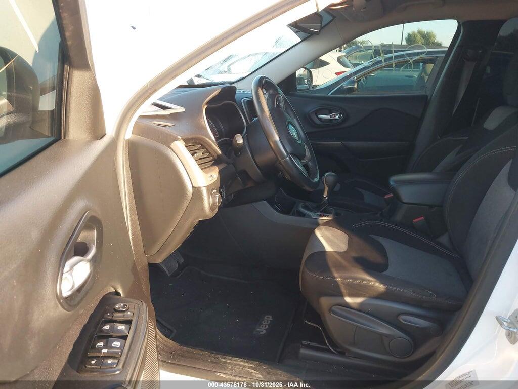 1C4PJLAB4FW632695 2015 JEEP CHEROKEE photo no. 5