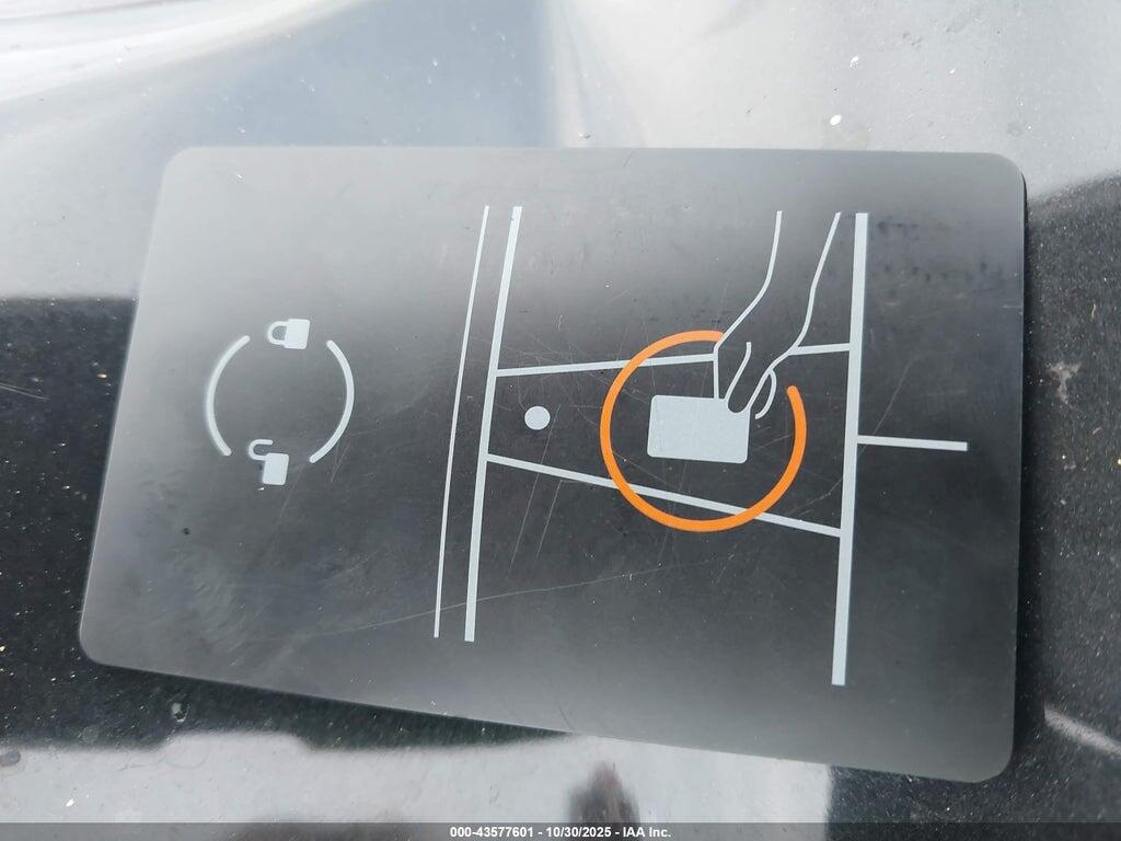 7SAYGDEE2PA206748 2023 TESLA MODEL Y photo no. 11
