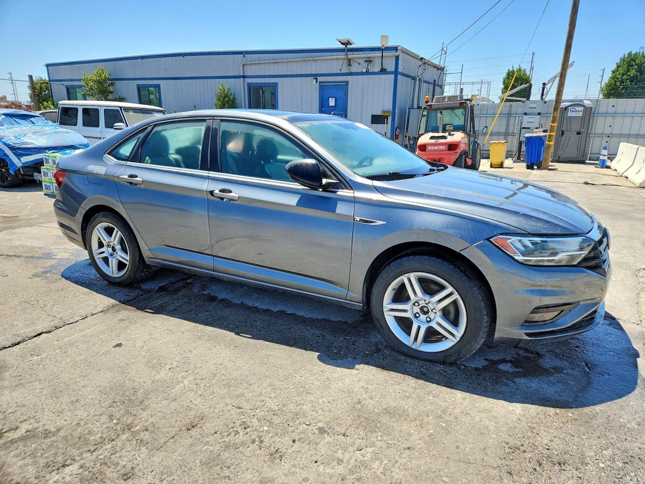 3VWC57BU5KM053300 2019 VOLKSWAGEN JETTA photo no. 4