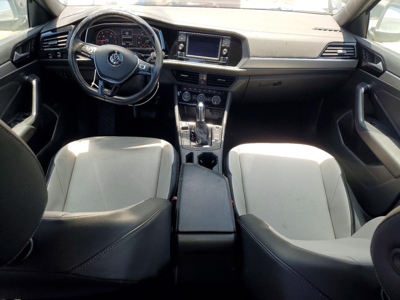 3VWC57BU5KM053300 2019 VOLKSWAGEN JETTA photo no. 8