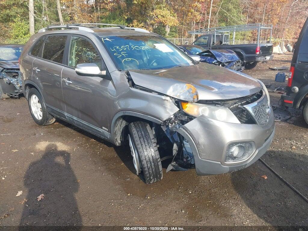 5XYKTCA19BG173635 2011 KIA SORENTO photo no. 1