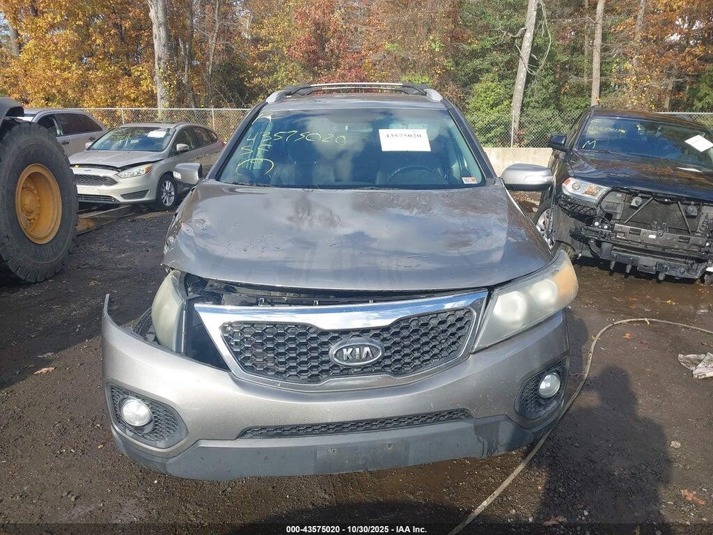 5XYKTCA19BG173635 2011 KIA SORENTO photo no. 11