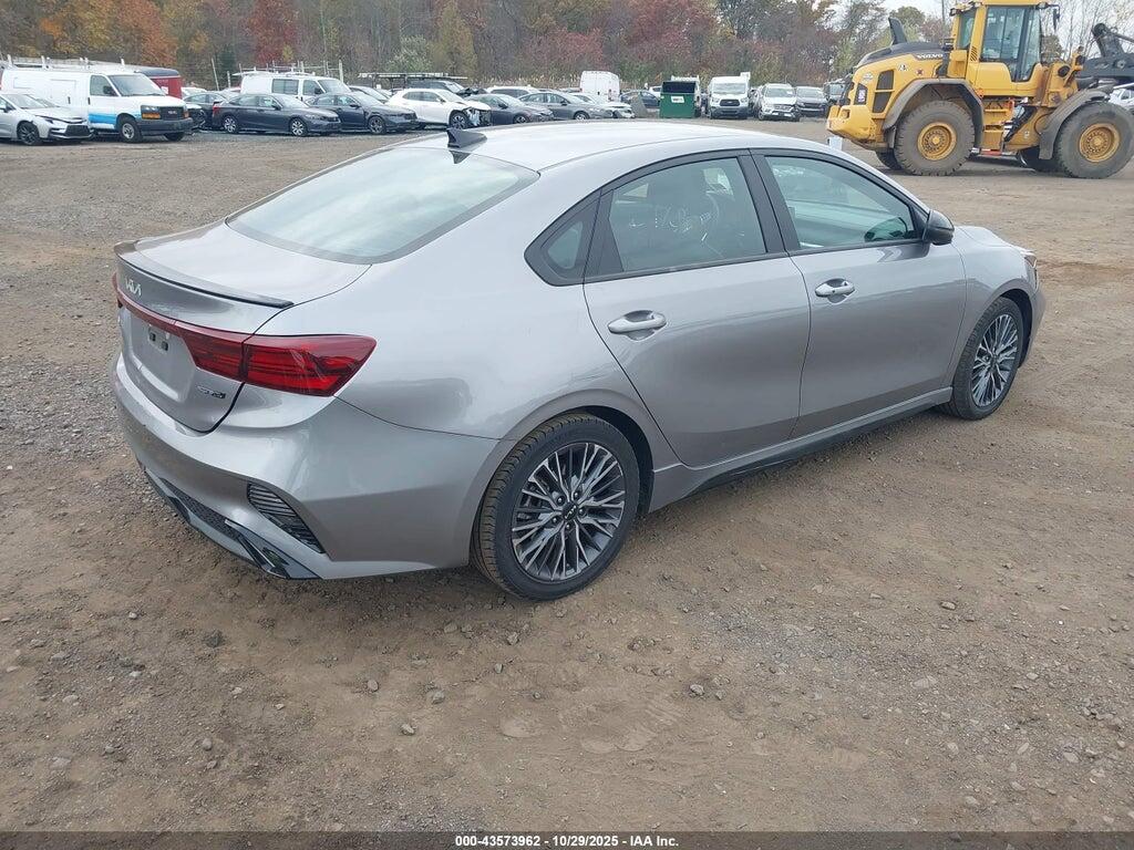 3KPF54AD5PE542331 2023 KIA FORTE photo no. 4