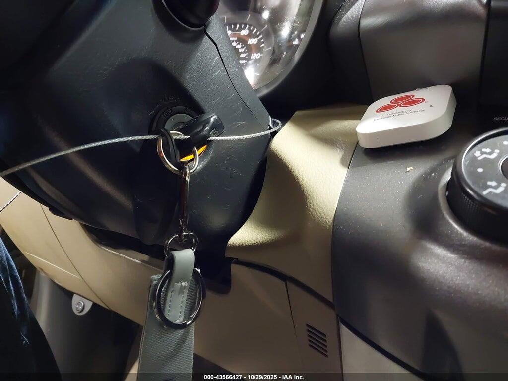 JTMBF4DV3AD036845 2010 TOYOTA RAV4 photo no. 11