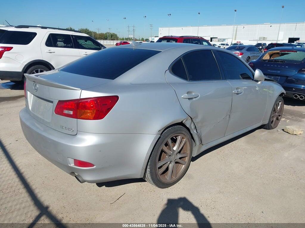 JTHBE262585019574 2008 LEXUS IS 350 photo no. 4