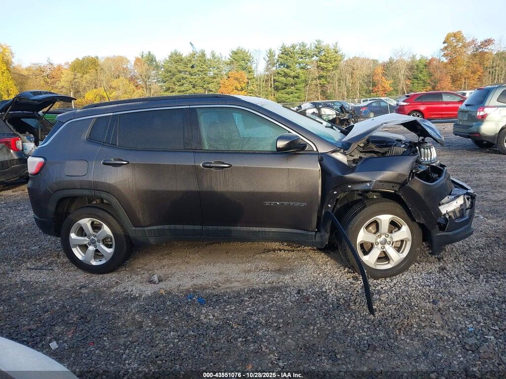 3C4NJDBB8JT366401 2018 JEEP COMPASS photo no. 12