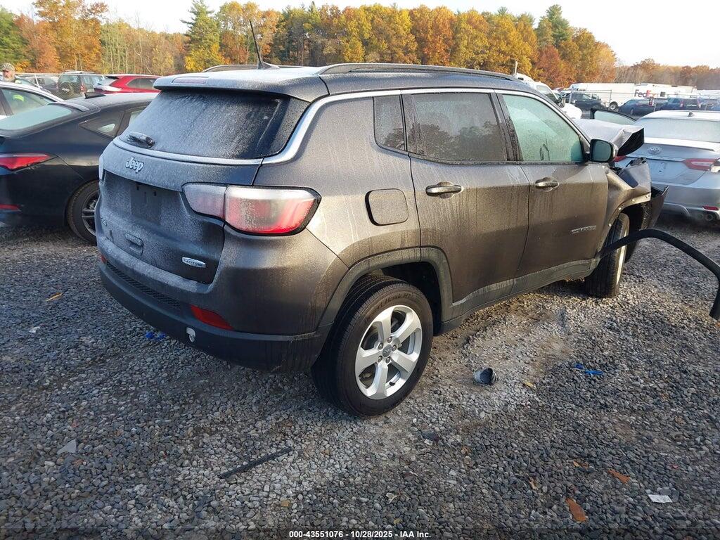 3C4NJDBB8JT366401 2018 JEEP COMPASS photo no. 4