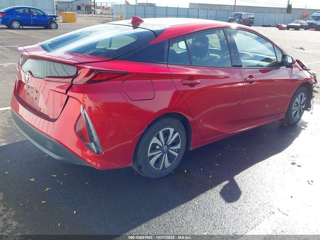 JTDKARFP8H3042411 2017 TOYOTA PRIUS PRIME photo no. 4