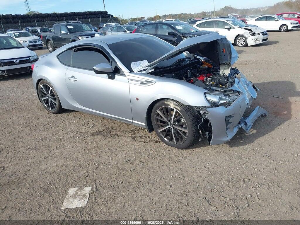 JF1ZNAA11H9704789 2017 TOYOTA 86 photo no. 1