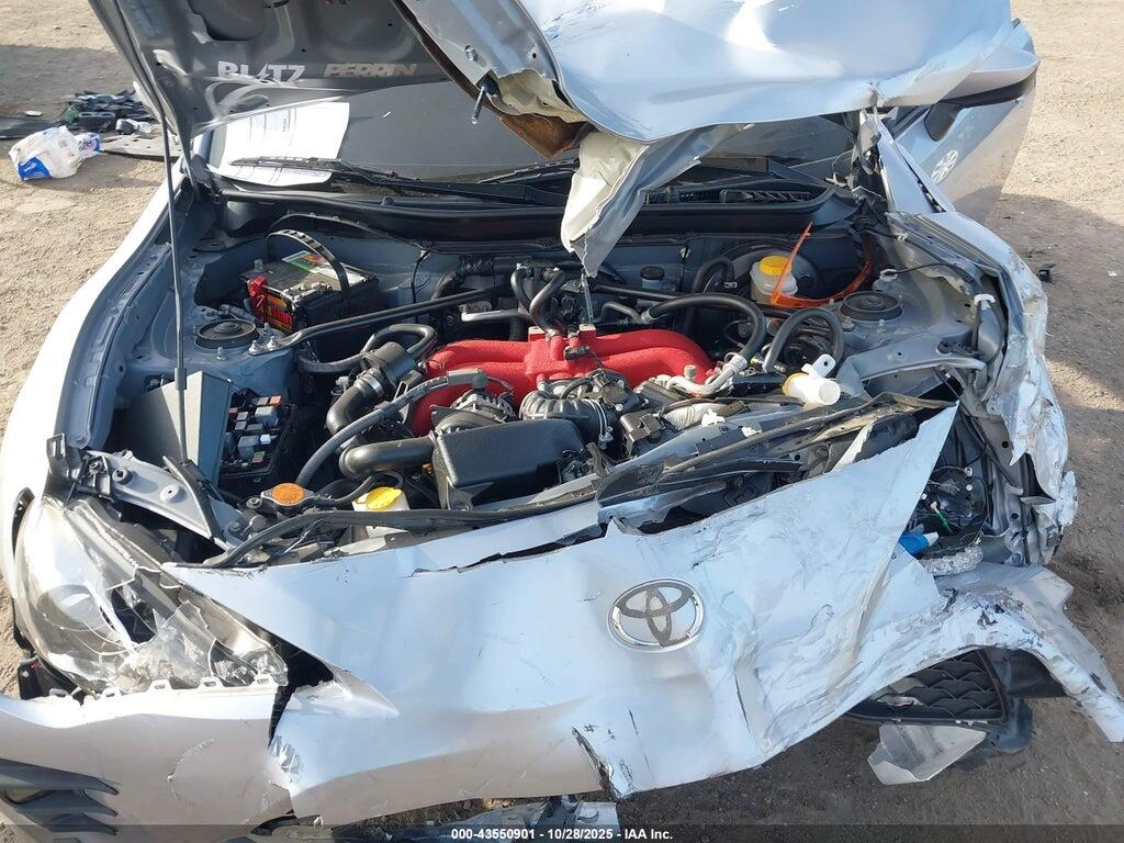 JF1ZNAA11H9704789 2017 TOYOTA 86 photo no. 10