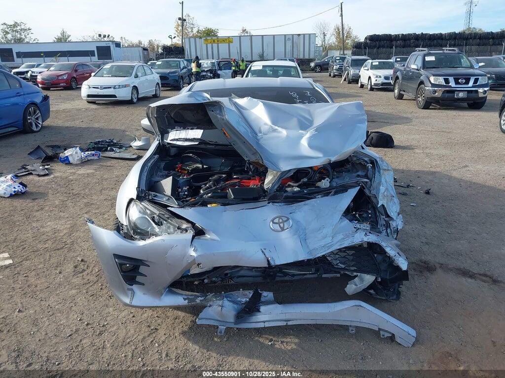 JF1ZNAA11H9704789 2017 TOYOTA 86 photo no. 12