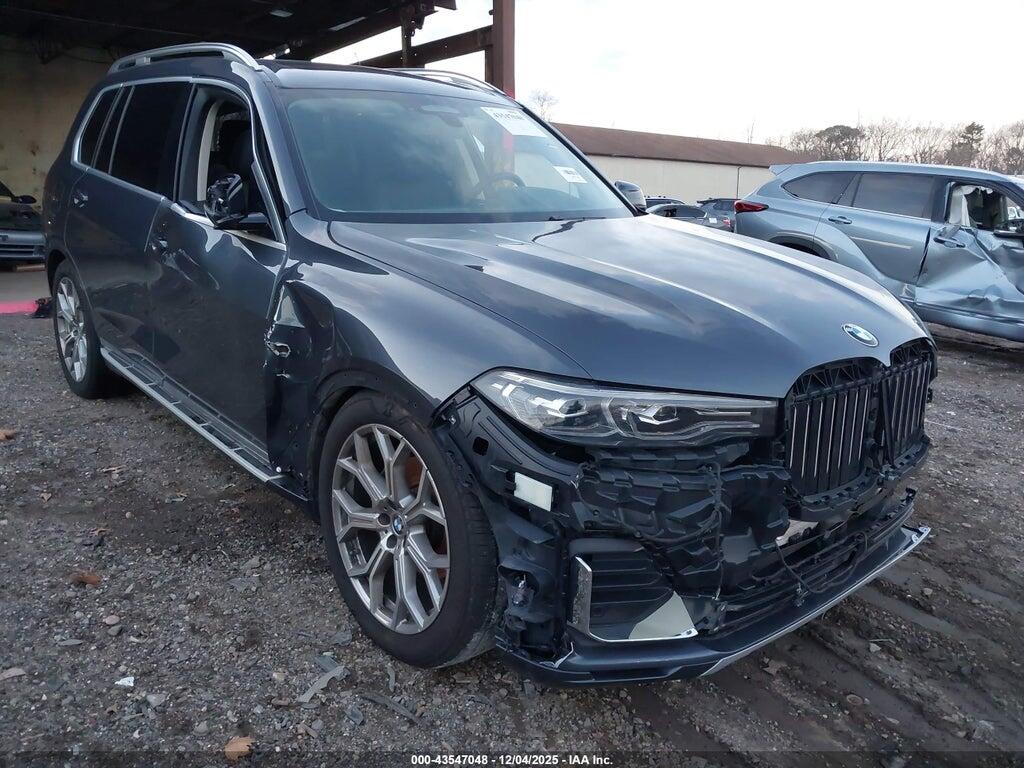5UXCW2C06M9H76574 2021 BMW X7 photo no. 1