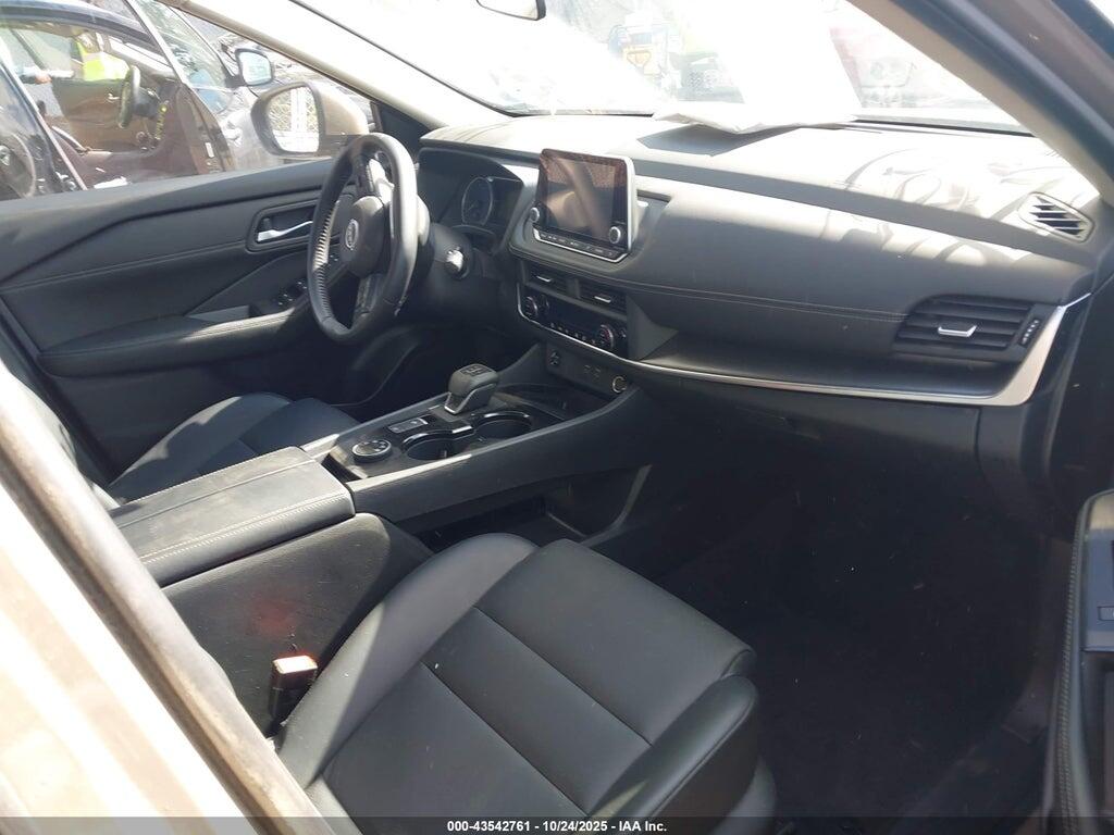 JN8BT3BB2RW445953 2024 NISSAN ROGUE photo no. 5