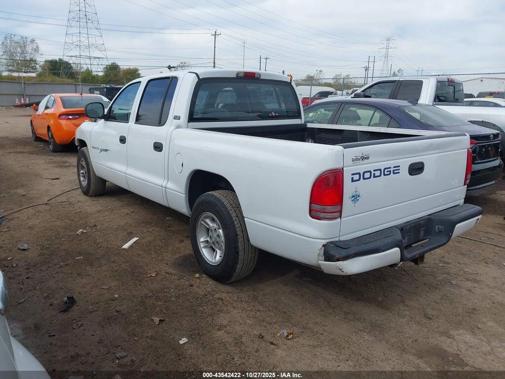 1B7GL2AX3YS718767 2000 DODGE DAKOTA photo no. 3