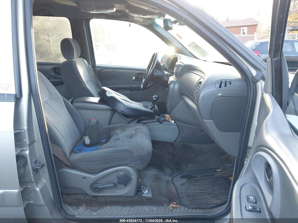 1GNET16S936138141 2003 CHEVROLET TRAILBLAZER EXT photo no. 5