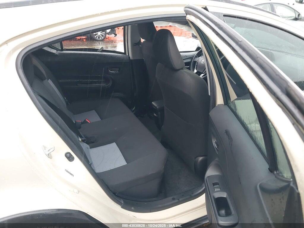 JTDKDTB3XJ1601594 2018 TOYOTA PRIUS C photo no. 8