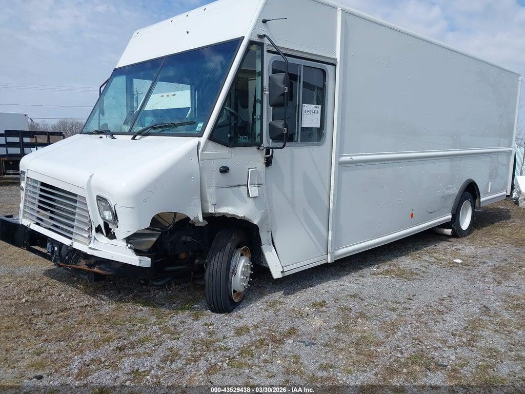 1F66F5KN6N0A02845 2022 FORD F-59 COMMERCIAL STRIPPED photo no. 2
