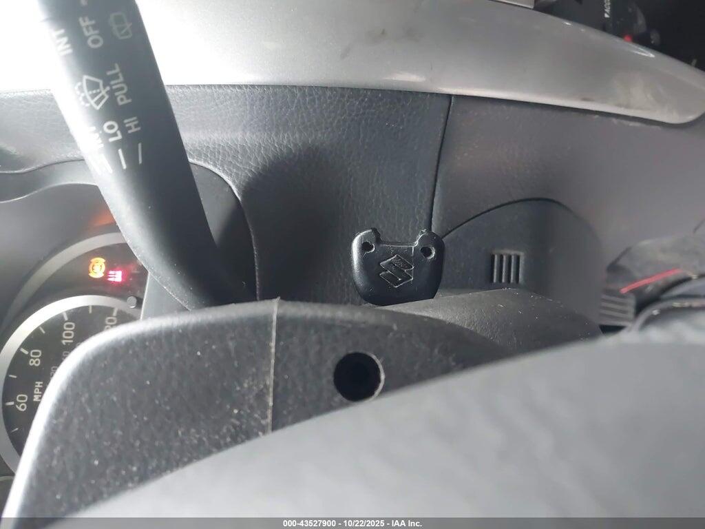 JS2RD62HX65350013 2006 SUZUKI AERIO SX photo no. 11
