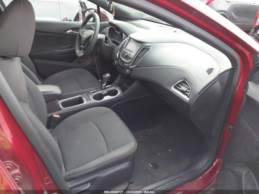 3G1BE6SM5HS553401 2017 CHEVROLET CRUZE photo no. 5