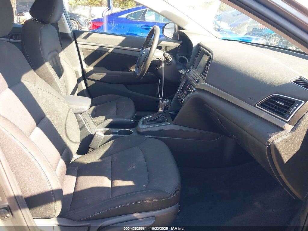5NPD84LF8JH358355 2018 HYUNDAI ELANTRA photo no. 5
