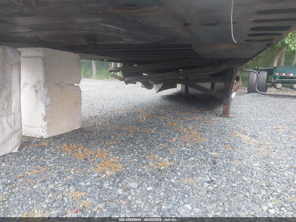 1UYVS25321M436536 2001 UTILITY TRAILER MFG UNKNOWN photo no. 8
