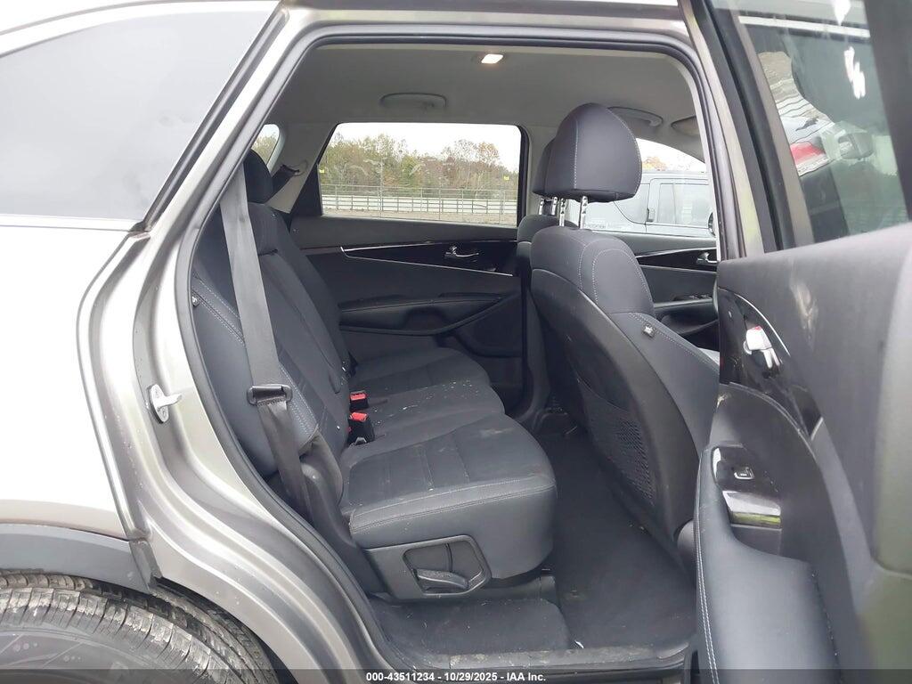 5XYPGDA34JG427381 2018 KIA SORENTO photo no. 8