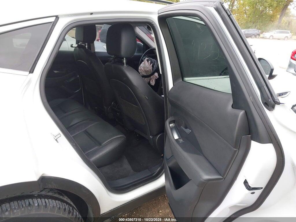 SADFJ2FX9J1Z16084 2018 JAGUAR E-PACE photo no. 8