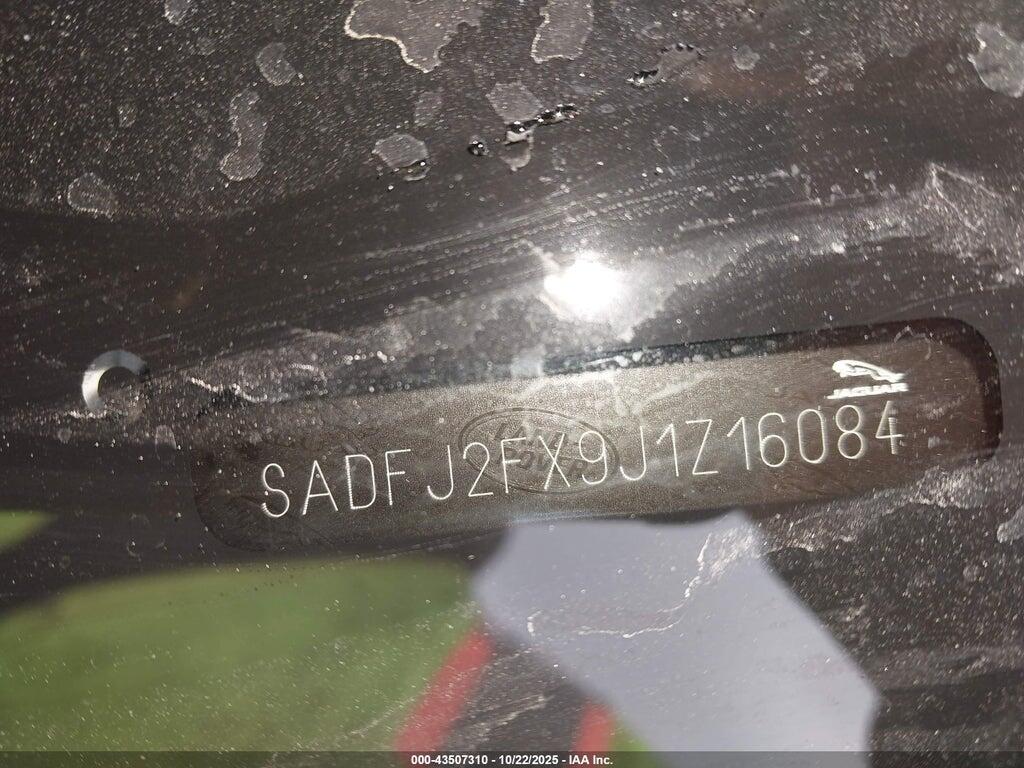 SADFJ2FX9J1Z16084 2018 JAGUAR E-PACE photo no. 9