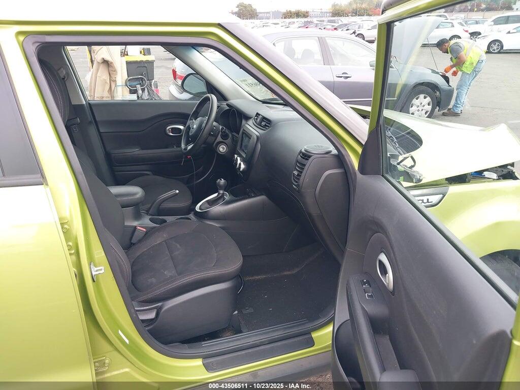 KNDJN2A28J7902471 2018 KIA SOUL photo no. 5