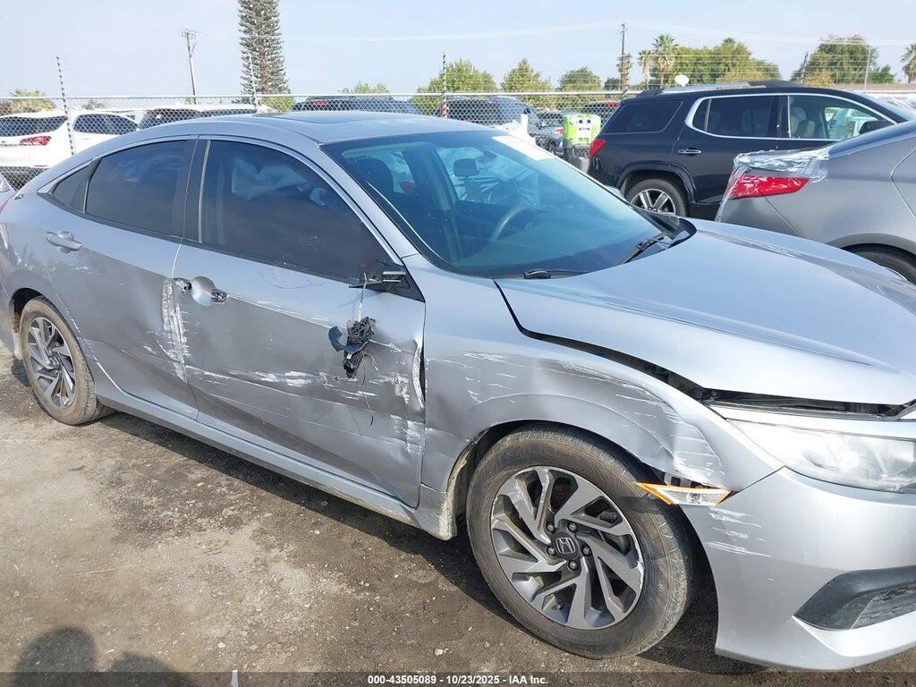 2HGFC2F7XJH515278 2018 HONDA CIVIC photo no. 6