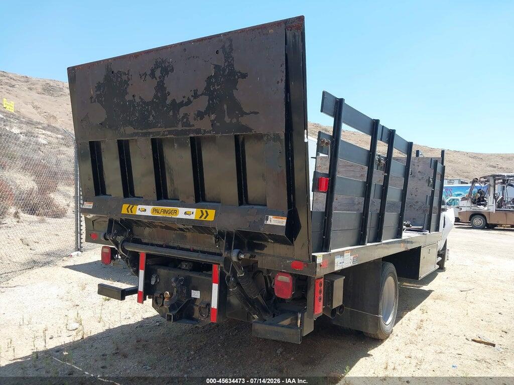 1FDUF5HT7HEC98889 2017 FORD F-550 CHASSIS photo no. 4