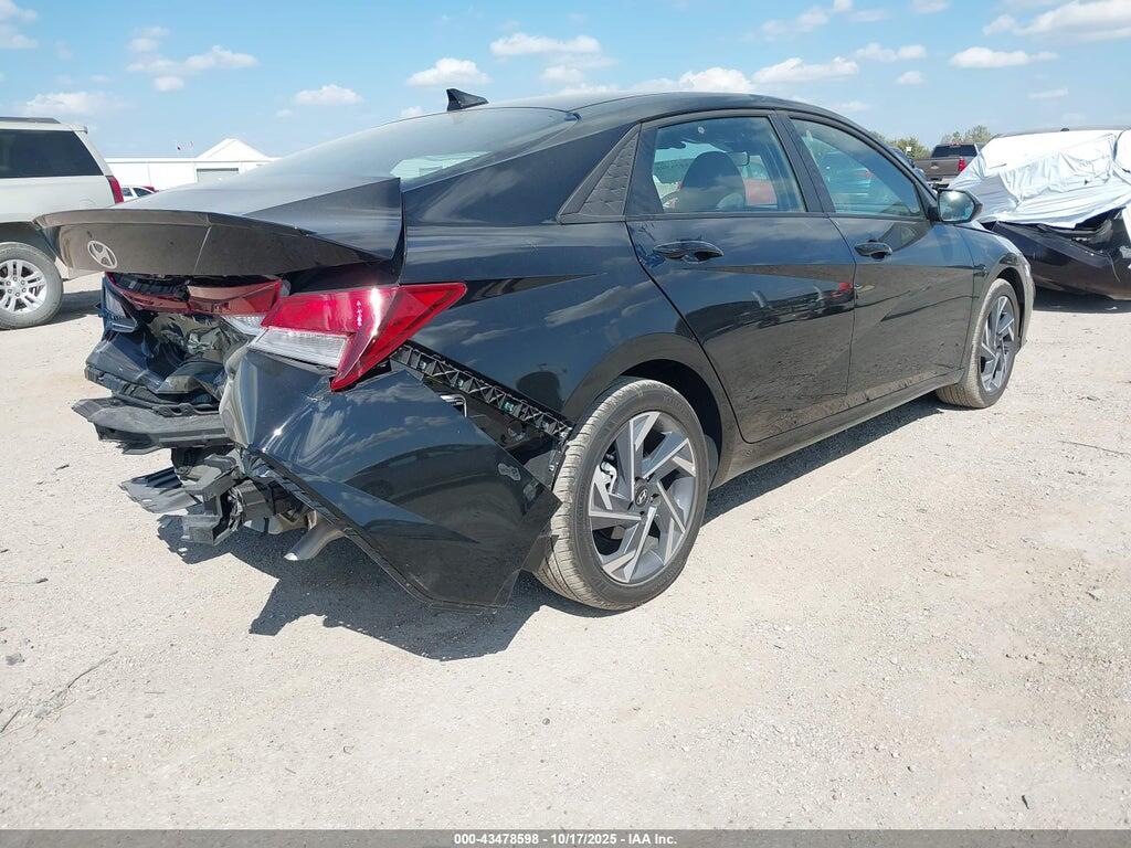KMHLM4DG9SU059961 2025 HYUNDAI ELANTRA photo no. 4