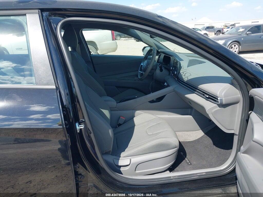 KMHLM4DG9SU059961 2025 HYUNDAI ELANTRA photo no. 5