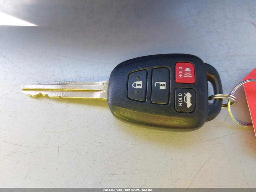 5YFBURHE9FP298676 2015 TOYOTA COROLLA photo no. 11