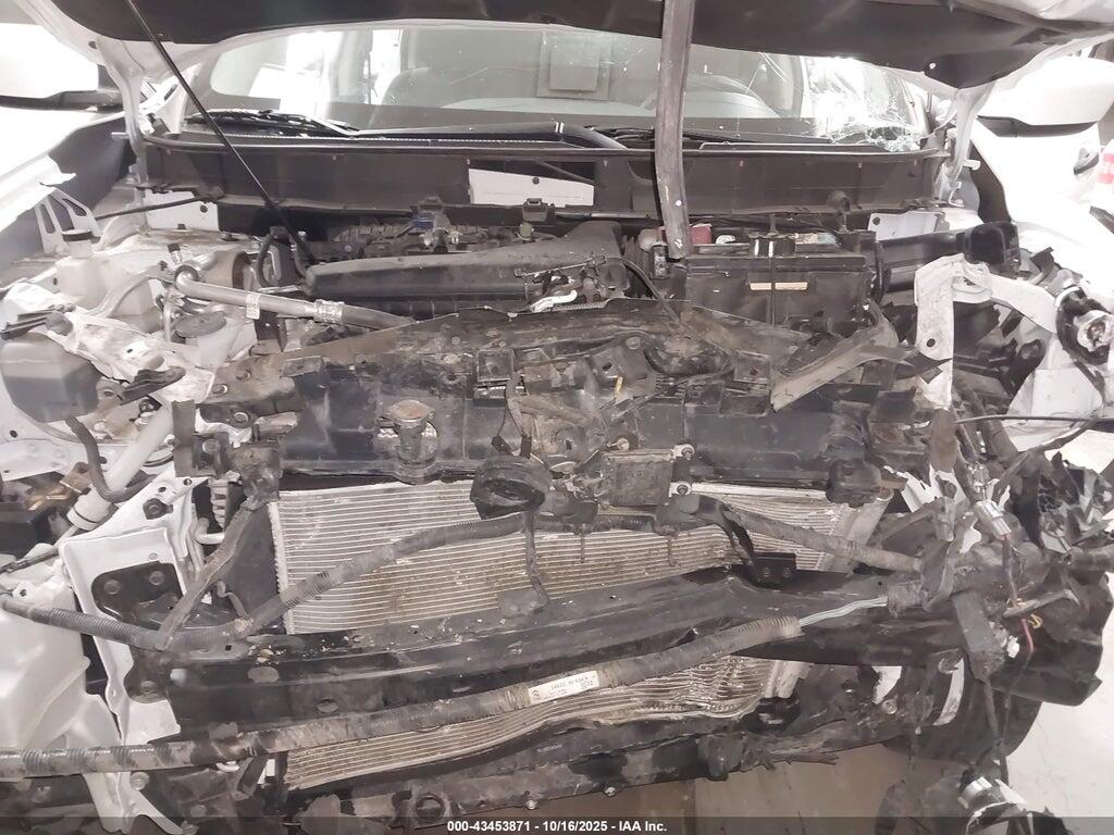 KNMAT2MT2JP576600 2018 NISSAN ROGUE photo no. 10