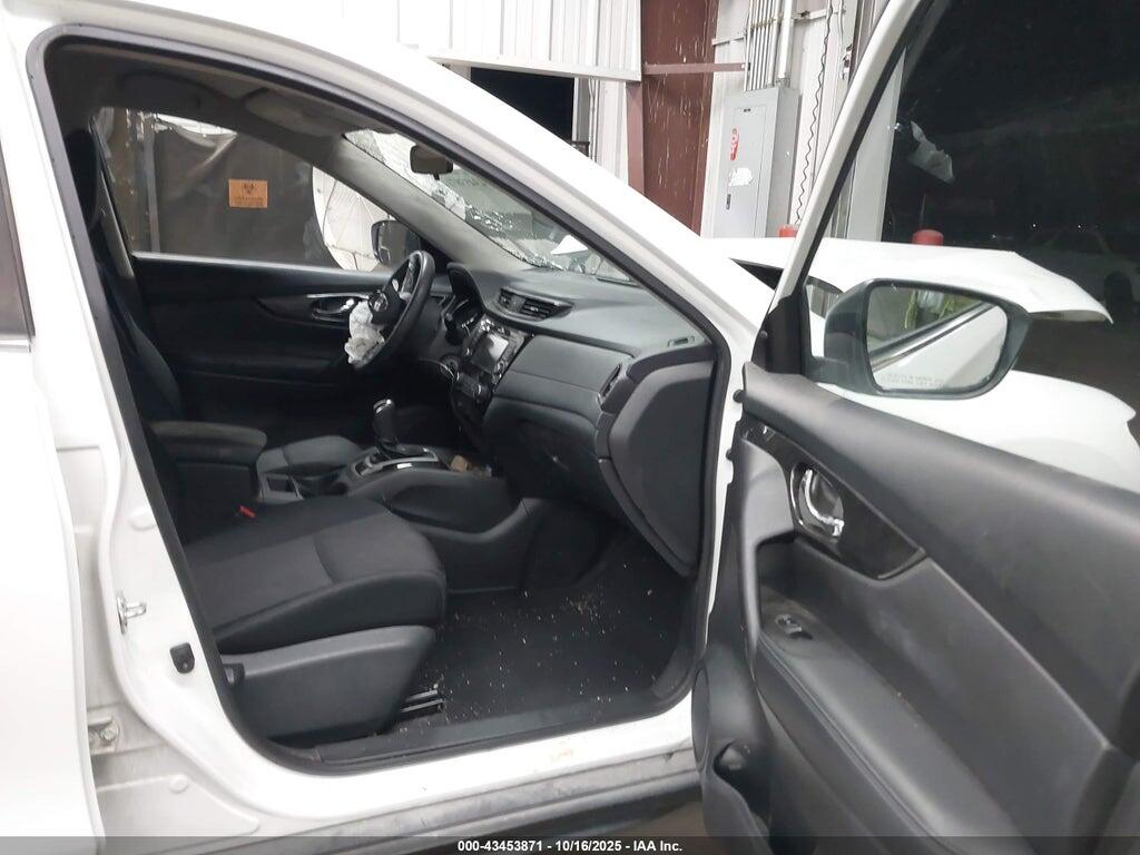 KNMAT2MT2JP576600 2018 NISSAN ROGUE photo no. 5