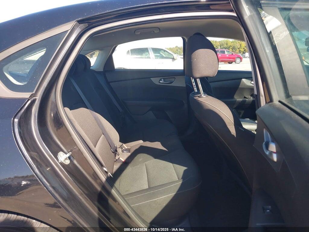 3KPF24ADXME402912 2021 KIA FORTE photo no. 8