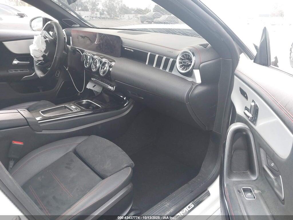 W1K5J5EB2SN512073 2025 MERCEDES-BENZ AMG CLA 45 photo no. 5